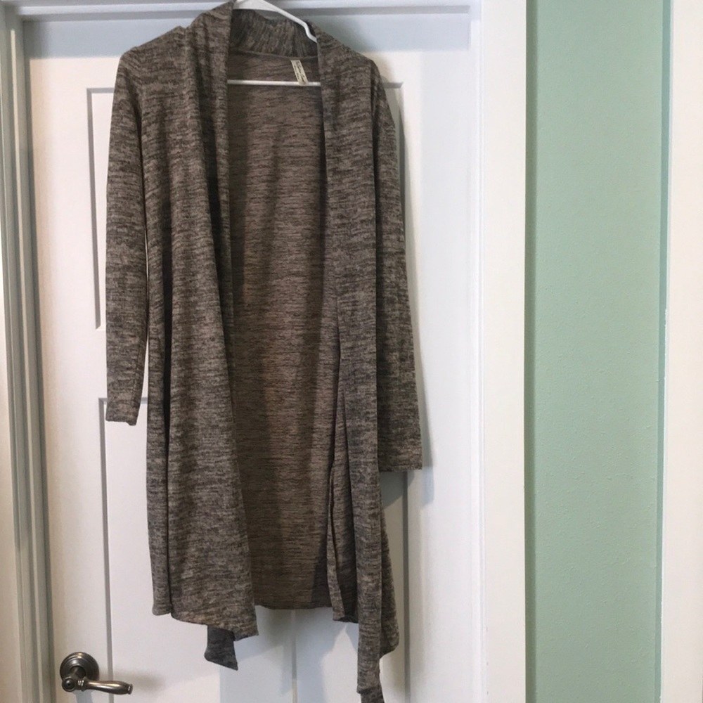 NWOT women’s medium sweater